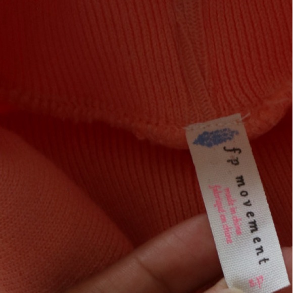 Free People Movement | Peach Sleeveless Turtleneck Tank Top -Small - Picture 3 of 3